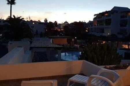 Playa Bastián 2 habs, 2 baños y súper terraza Apartamento Costa Teguise Exterior foto