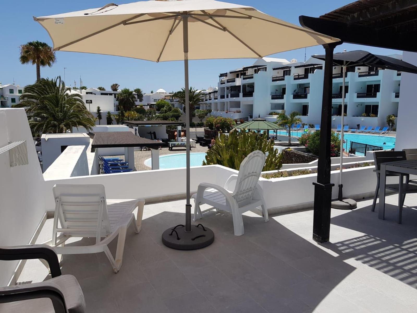 Playa Bastián 2 habs, 2 baños y súper terraza Apartamento Costa Teguise Exterior foto